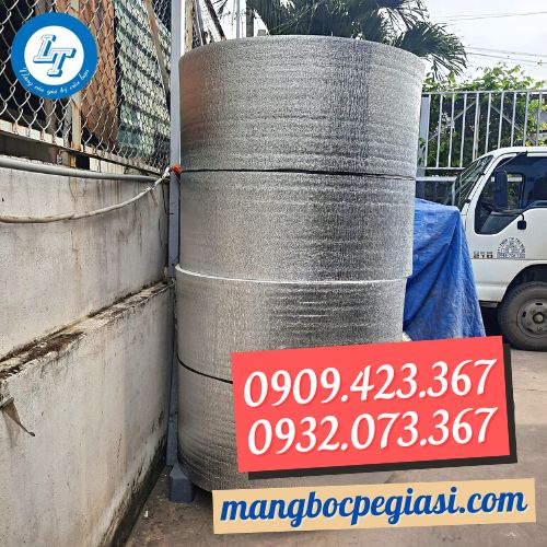 Cuộn xốp cách nhiệt opp không keo dán Cuộn xốp cách nhiệt opp không keo dán