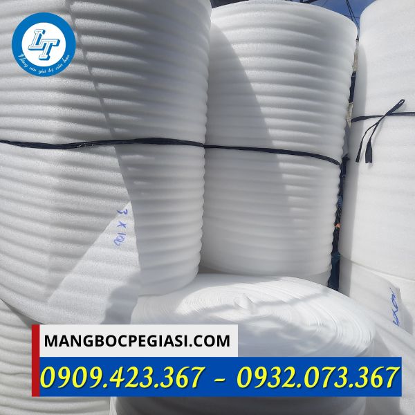 Xốp foam màu trắng giá rẻ Xốp foam màu trắng giá rẻ