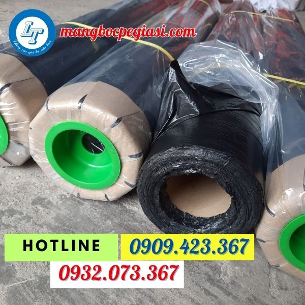 giá cuộn màng nilon lót sàn đổ bê tông màu đen giá cuộn màng nilon lót sàn đổ bê tông màu đen