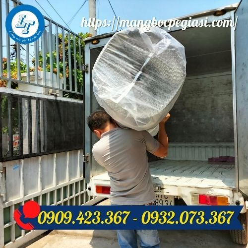 Lên hàng túi khí cách nhiệt  Lên hàng túi khí cách nhiệt