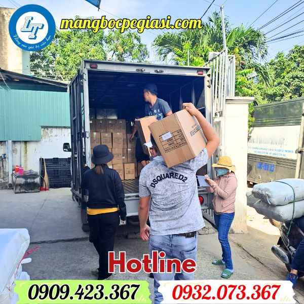 giao đơn sỉ màng pe bọc hàng chất lượng nhiều màu giao đơn sỉ màng pe bọc hàng chất lượng nhiều màu