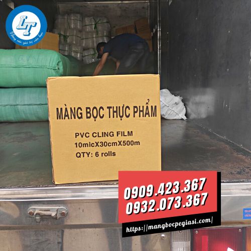 Màng bọc thực phẩm thùng 6 cuộn Màng bọc thực phẩm thùng 6 cuộn