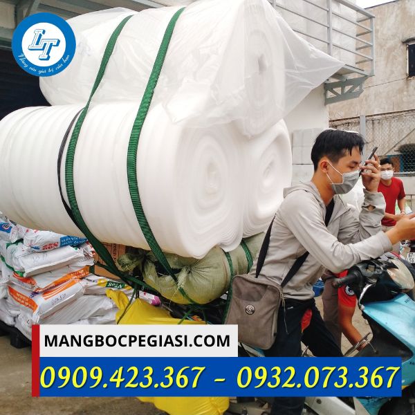 Xốp foam giao hàng tận nơi Xốp foam giao hàng tận nơi