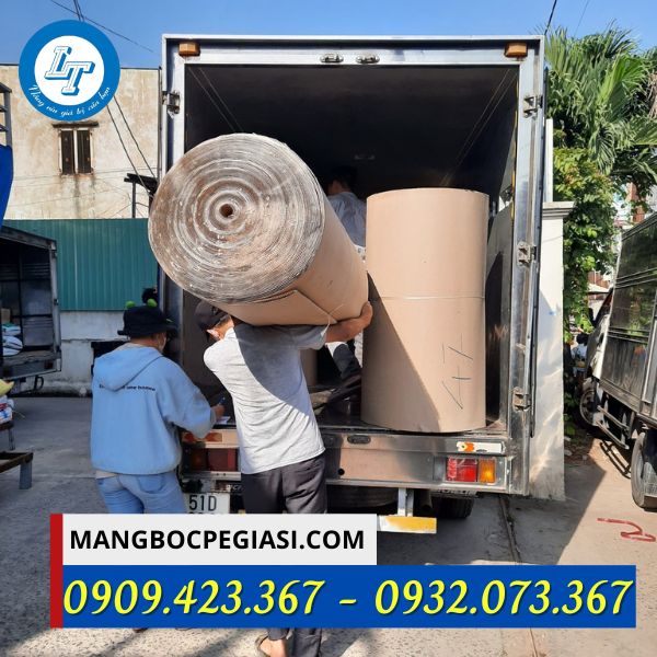 giấy carton giao hàng