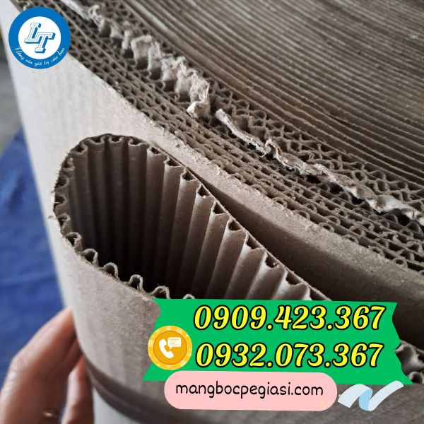 Giấy cuộn carton 2 lớp Giấy cuộn carton 2 lớp