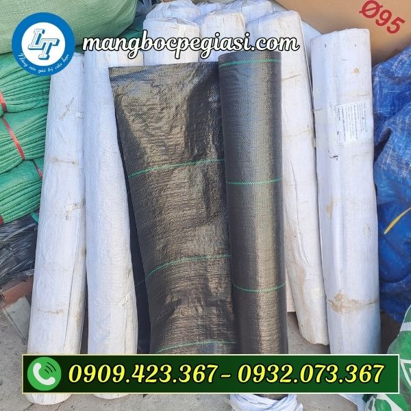 Bạt phủ cỏ màu đen sẵn kho Bạt phủ cỏ màu đen