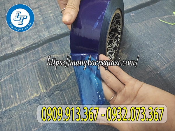 Màng bảo vệ màu xanh trong Màng bảo vệ màu xanh trong