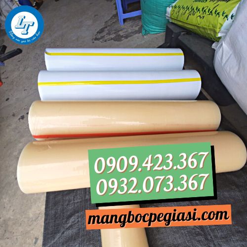 Màng bảo vệ màu đen và trắng chất lượng cao Màng bảo vệ màu đen và trắng chất lượng cao