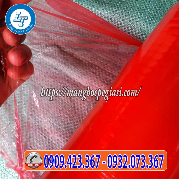 Màng PE bọc hàng màu đỏ chất lượng Màng PE bọc hàng màu đỏ chất lượng