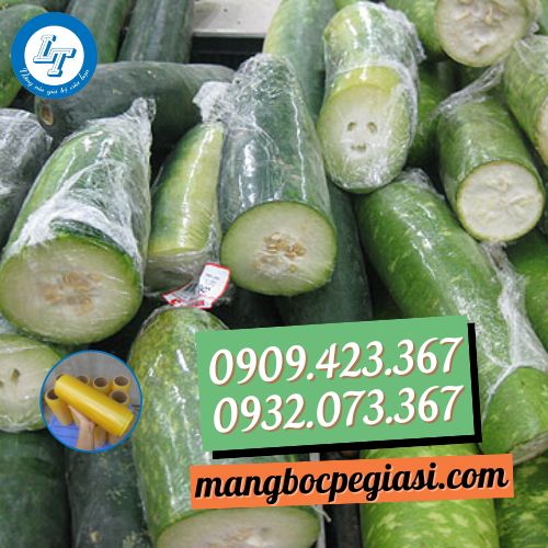 Màng bọc thực phẩm bày bán sản phẩm tại siêu thị Màng bọc thực phẩm bày bán sản phẩm tại siêu thị