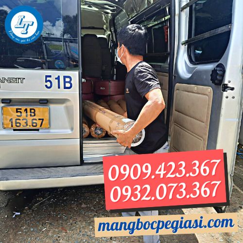 Giao cuộn màng chống trầy Giao cuộn màng chống trầy