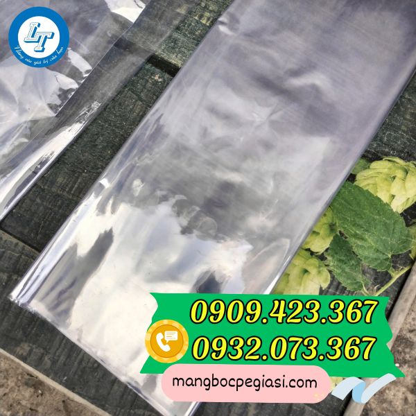 Màng co gói giỏ quà tết Màng co gói giỏ quà tết