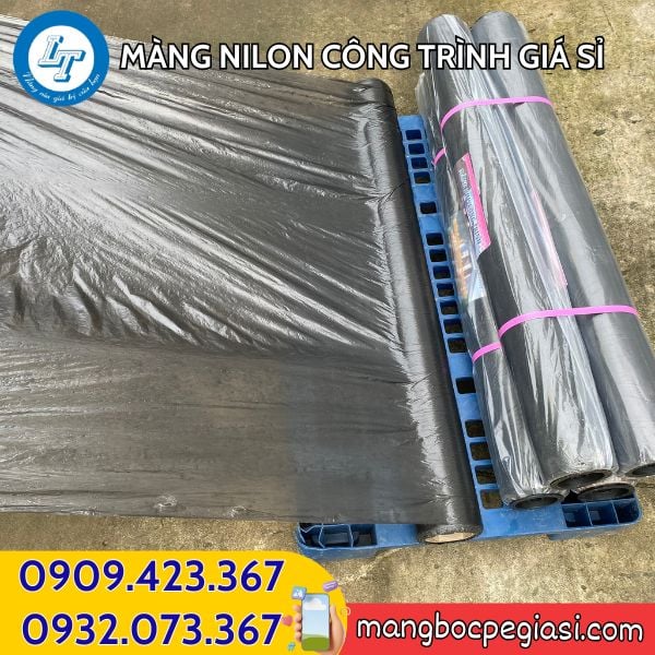 Màng phủ công trình màu đen Màng phủ công trình màu đen