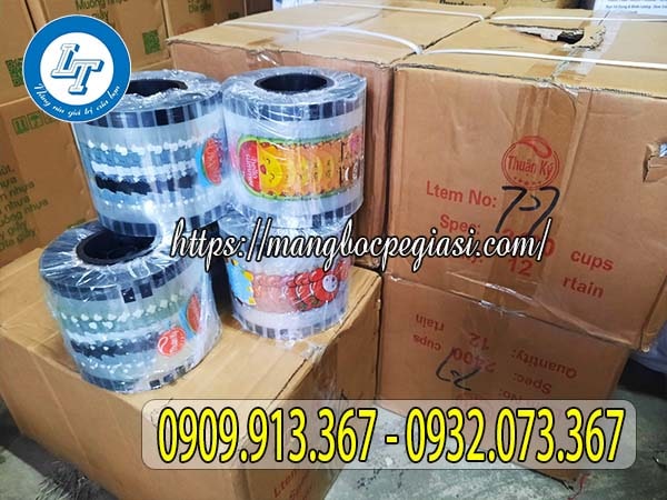 Màng ép ly in sẵn logo Màng ép ly in sẵn logo