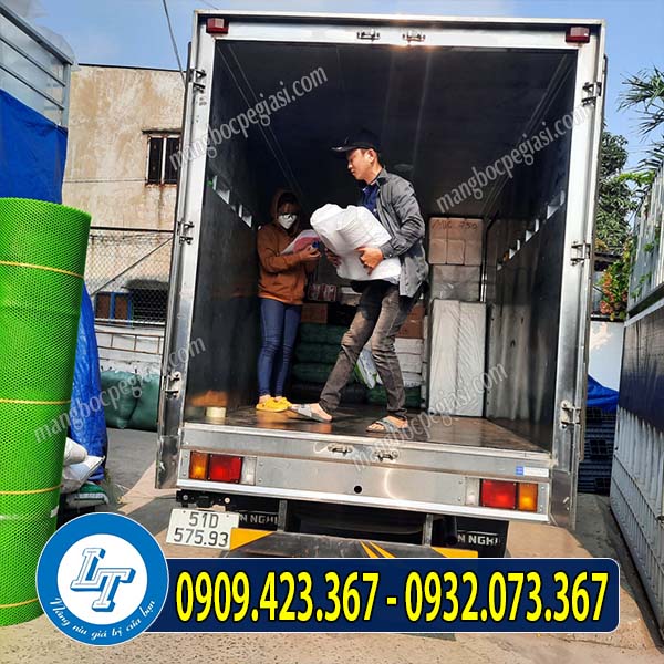 Màng ép ly nhựa giao hàng nhanh Màng ép ly nhựa giao hàng nhanh