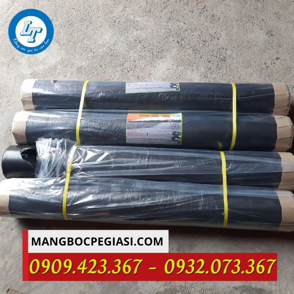 Màng nilon lót sàn bê tông màu đen 14mic