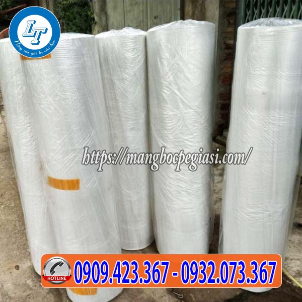 Màng nilon lót sàn bê tông màu trắng giá sỉ Màng nilon lót sàn bê tông màu trắng giá sỉ