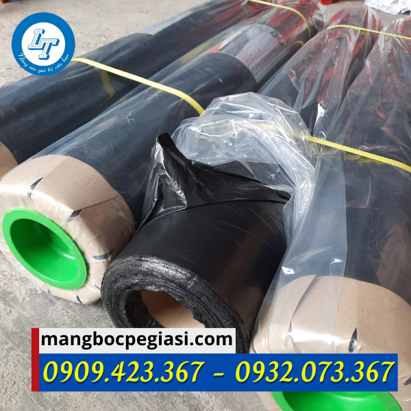 Nilon đen lót sàn bê tông giá sỉ Nilon đen lót sàn bê tông