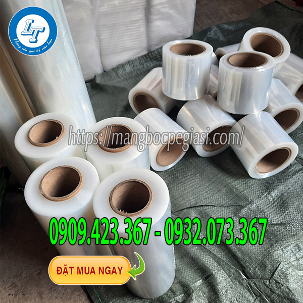 Màng pe màu trắng nhiều kích cỡ Màng pe màu trắng nhiều kích cỡ