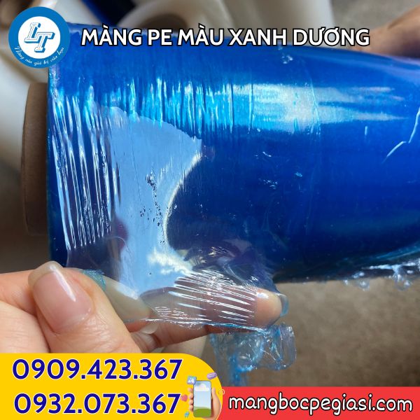 Màng PE màu xanh dương dẻo dai, bọc hàng tốt Màng PE màu xanh dương
