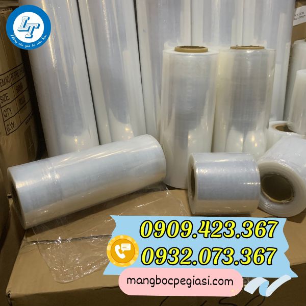 Màng PE quấn hàng nhiều size Màng PE quấn hàng nhiều size