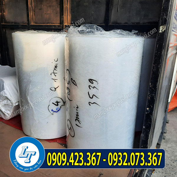 Cuộn PE quấn máy 30kg Cuộn PE quấn máy 30kg