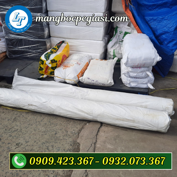 Cuộn màng phủ công trình giá rẻ Cuộn màng phủ công trình giá rẻ