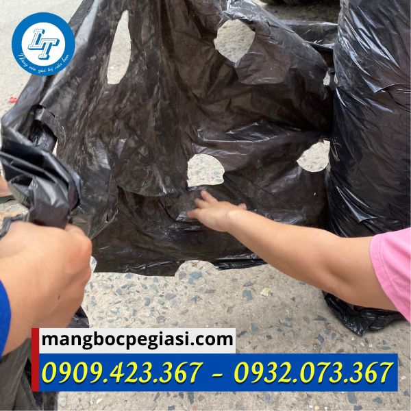 Màng phủ nông nghiệp đục lỗ Màng phủ nông nghiệp đục lỗ