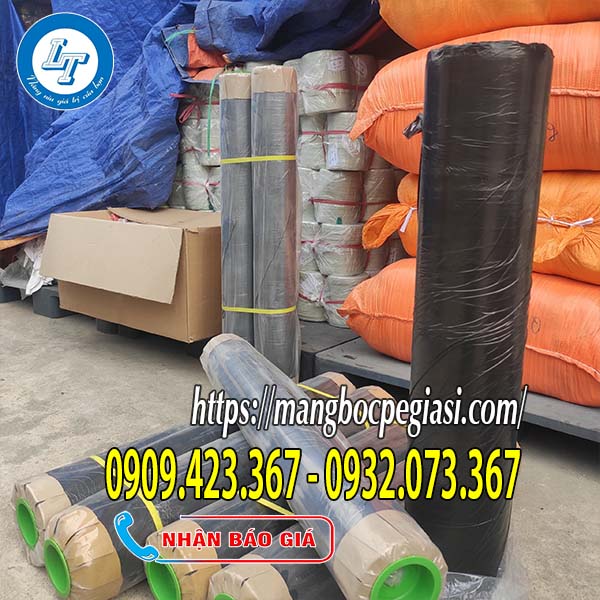 Màng phủ luống mặt đen mặt bạc giá sỉ Màng phủ luống mặt đen mặt bạc giá sỉ