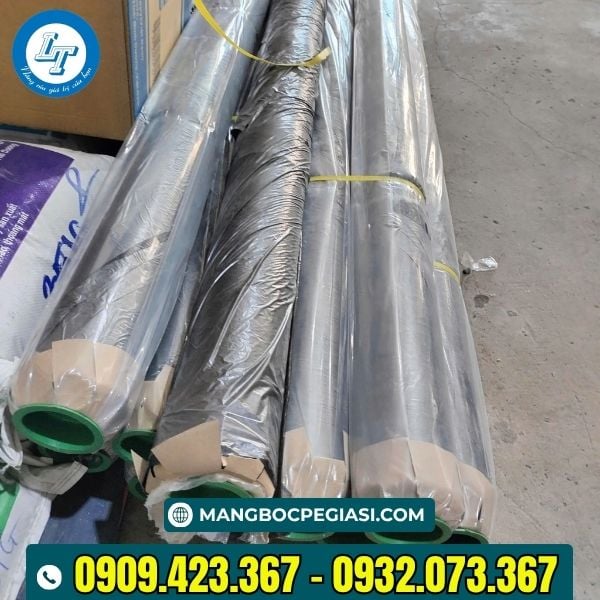 Màng phủ đục lỗ sẵn kho Màng phủ đục lỗ sẵn kho