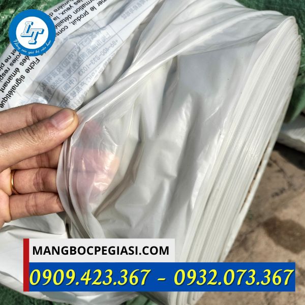 Màng nilon công trình màu trắng Màng nilon công trình màu trắng