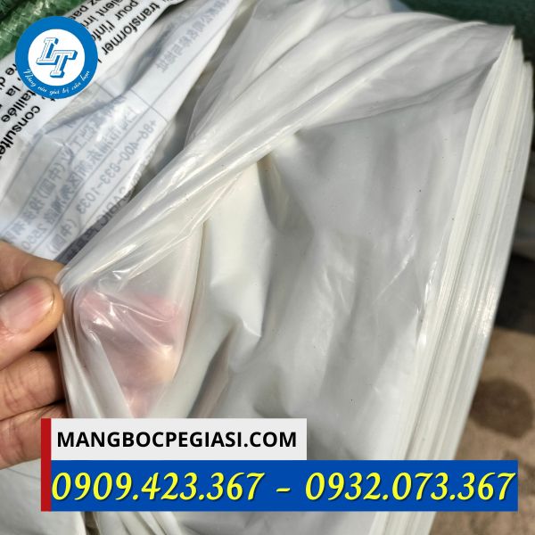 Cuộn nilon lót sàn đổ bê tông Cuộn nilon lót sàn đổ bê tông