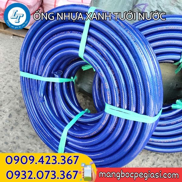 Ống nhựa xanh tưới nước Ống nhựa xanh tưới nước