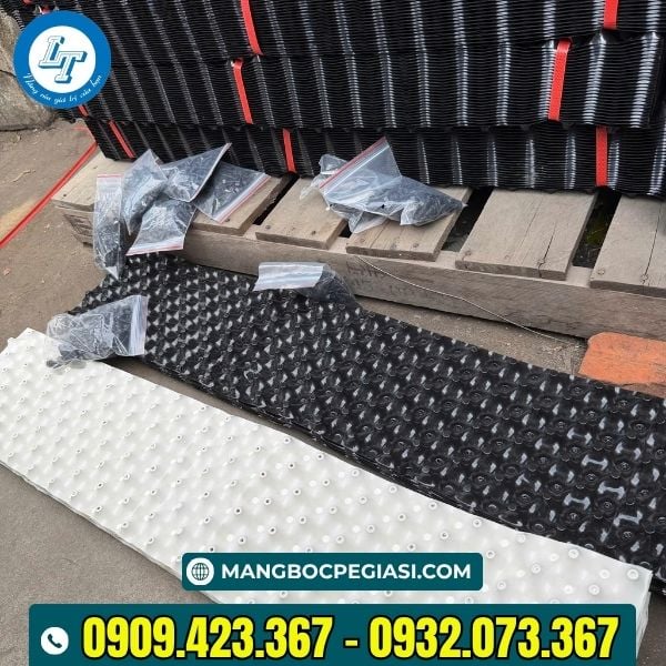 Bầu ươm giá sỉ nhiều màu Bầu ươm giá sỉ, giao hàng tận nơi