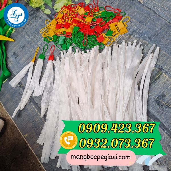 Túi lưới nhựa đựng hành tỏi có móc treo tiện lợi Túi lưới nhựa đựng hành tỏi có móc treo