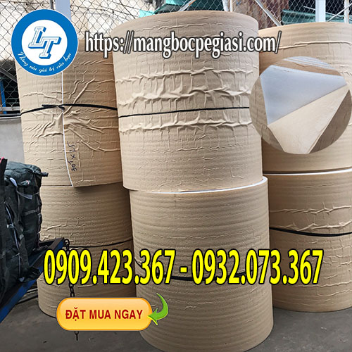 Xốp cách nhiệt có keo dán 30lyx25m Xốp cách nhiệt có keo dán 30lyx25m