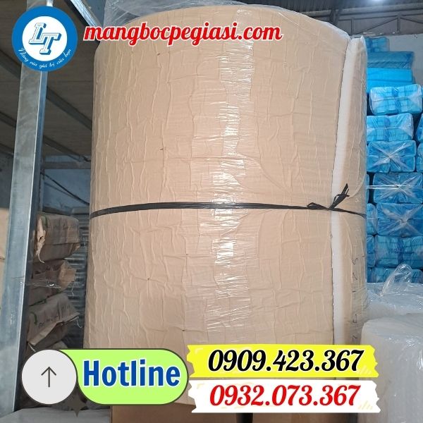 xốp cách nhiệt pe-opp tráng bạc 1 mặt keo nhiều kích thước xốp cách nhiệt pe-opp tráng bạc 1 mặt keo nhiều kích thước