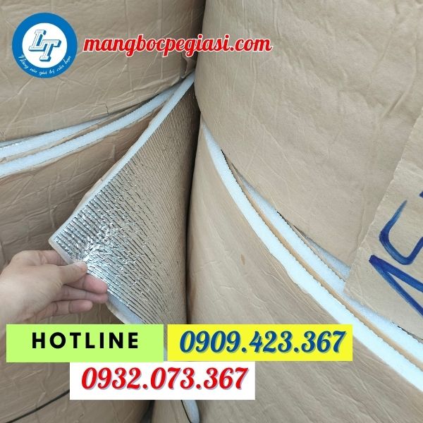 xốp cahcs nhiệt tráng bạc chống nóng trần nhà mái tôn xốp cahcs nhiệt tráng bạc chống nóng trần nhà mái tôn