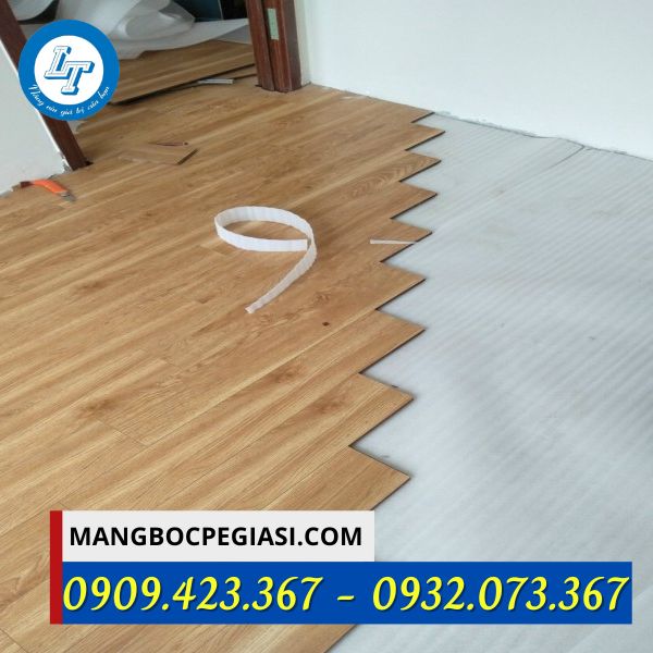 Xốp foam lót sàn gỗ Xốp foam màu trắng 2mm