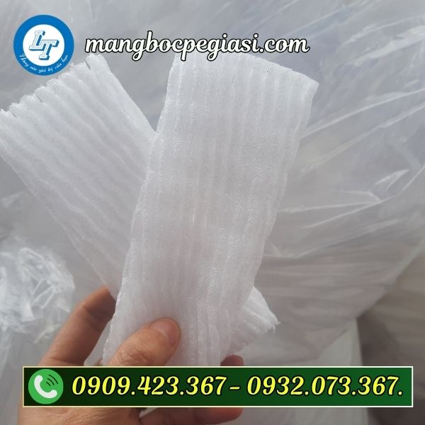 Xốp lưới bọc trái cây màu trắng Xốp lưới bọc trái cây màu trắng