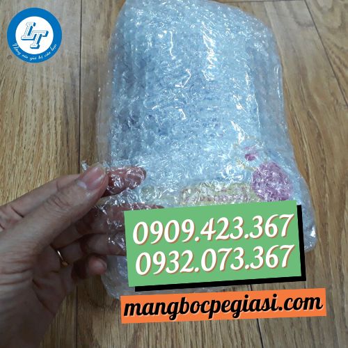 Xốp nổ bọc hàng an toàn khi vận chuyển Xốp nổ bọc hàng an toàn khi vận chuyển