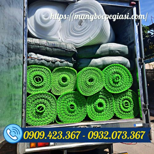 Xốp pe foam giao hàng xe tải Xốp pe foam giao hàng xe tải