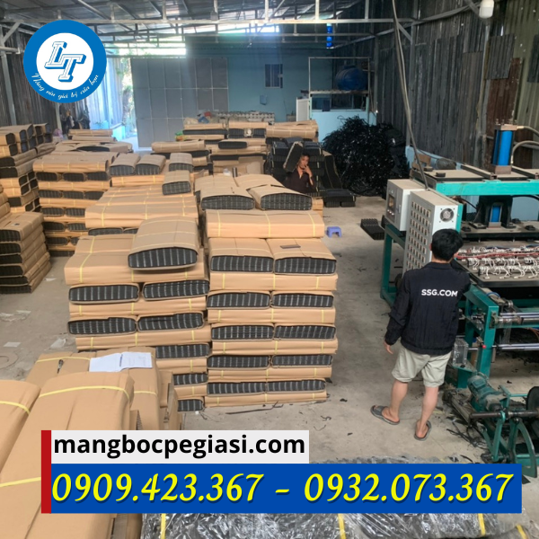 Xưởng sản xuất bầu ươm cây Xưởng sản xuất bầu ươm cây