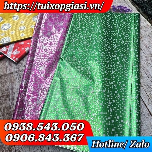 Giấy kiếng gói quà khổ 50x70, cây 100 tờ