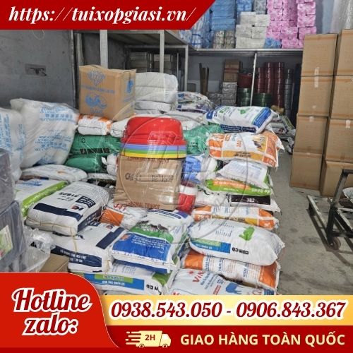 Kho túi bóng mỡ màu gai hàng thường của Lê Thanh