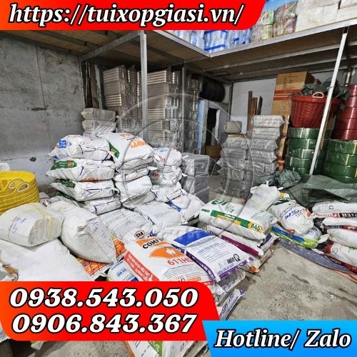 Kho túi nilon đựng bánh mì dài