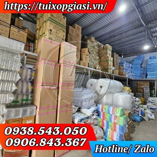 Kho hàng túi hút chân không của công ty Lê Thanh