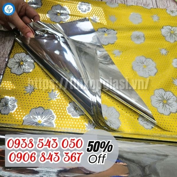 Giấy kiếng gói quà