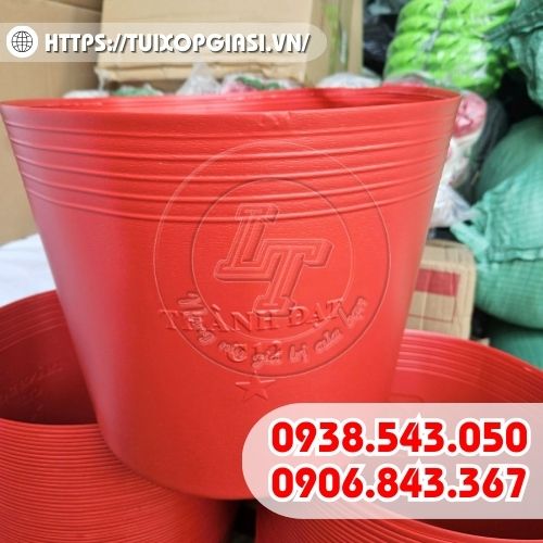 Chậu nhựa c12
