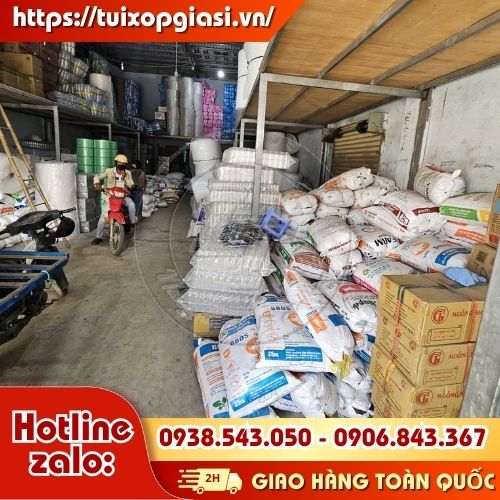 Kho phụ kiện trang trí tết của Lê Thanh